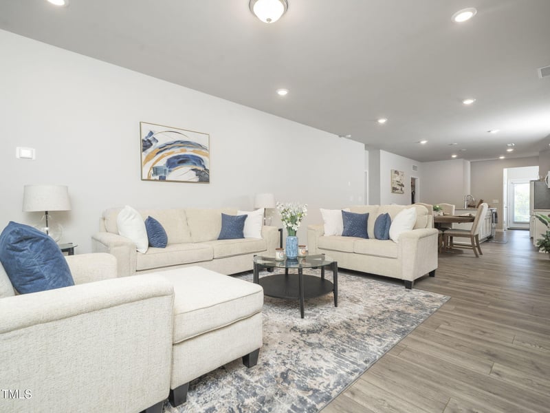 528 Sweet Pine Ln, Knightdale, NC 27545
