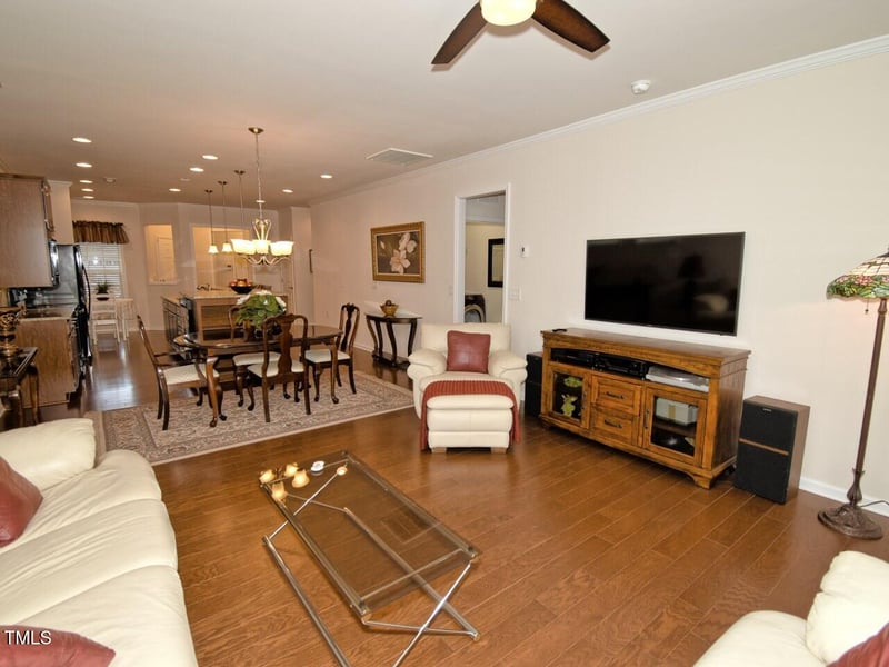 528 Turnstone Dr, Durham, NC 27703