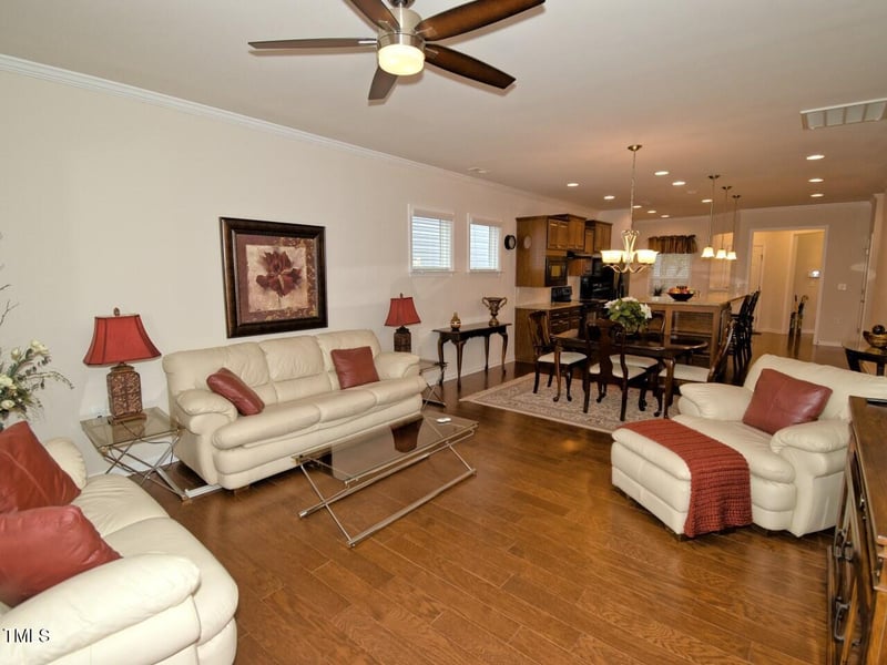 528 Turnstone Dr, Durham, NC 27703