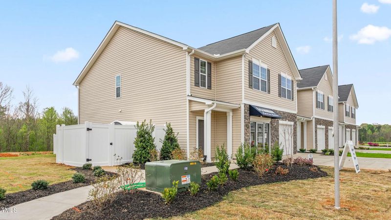 5288 Henley Ridge Dr #236, Graham, NC 27253