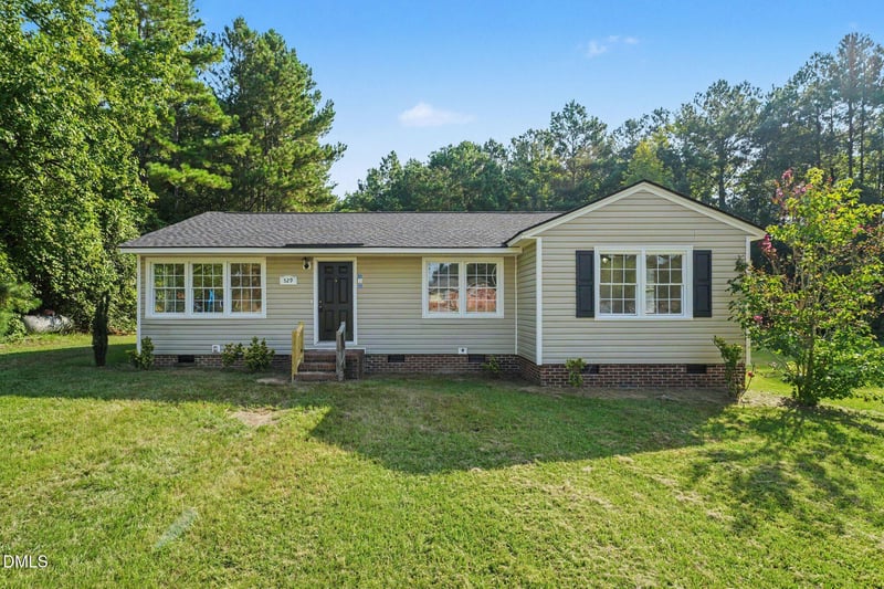 529 Cecil St, Fayetteville, NC 28312