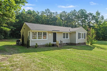 529 Cecil St, Fayetteville, NC 28312