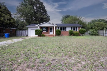 529 Clifford Ave, Fayetteville, NC 28314