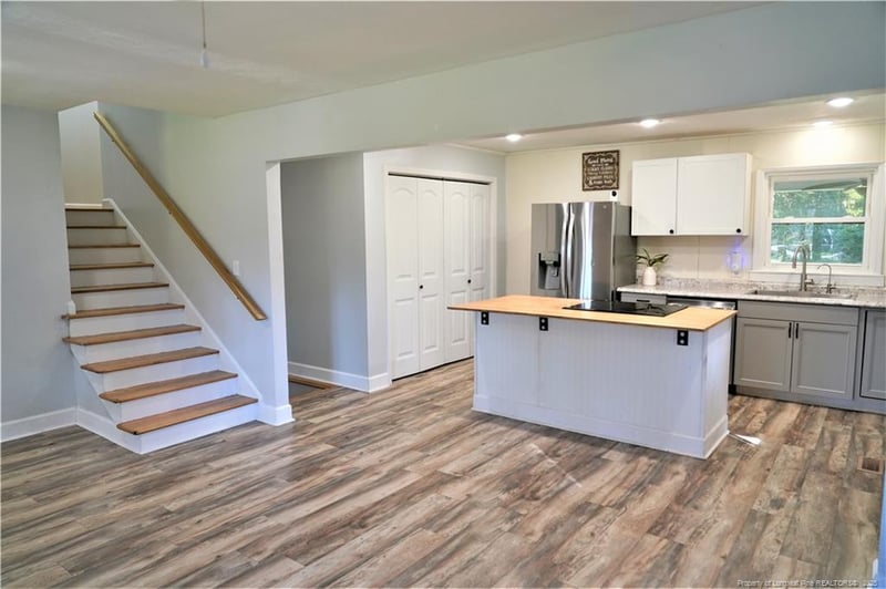 529 Dale Dr, Fayetteville, NC 28303