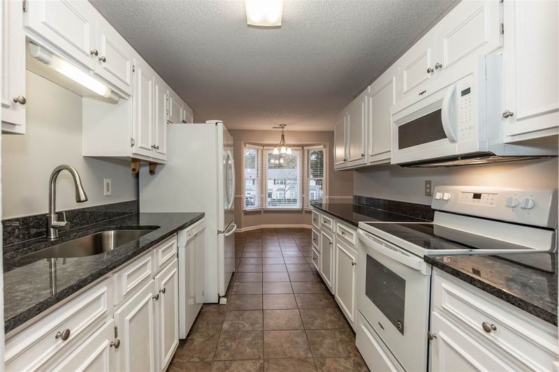 529 Darby Glen Ln, Durham, NC 27713