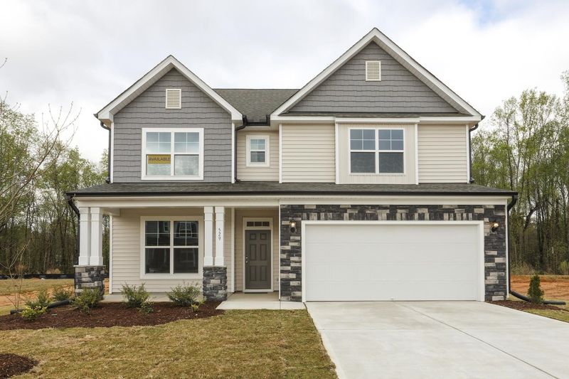 529 Hampton Crest Ct, Fuquay Varina, NC 27526