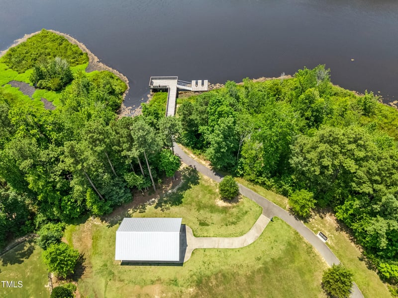 529 Lake Gaston Dr, Fuquay Varina, NC 27526