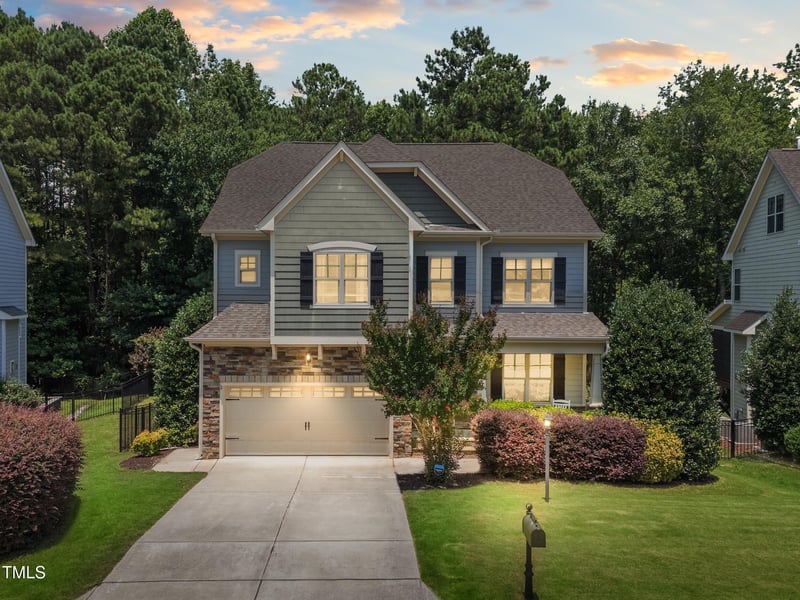 529 Lake Gaston Dr, Fuquay Varina, NC 27526