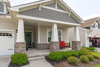 529 Oaks End Dr, Holly Springs, NC 27540