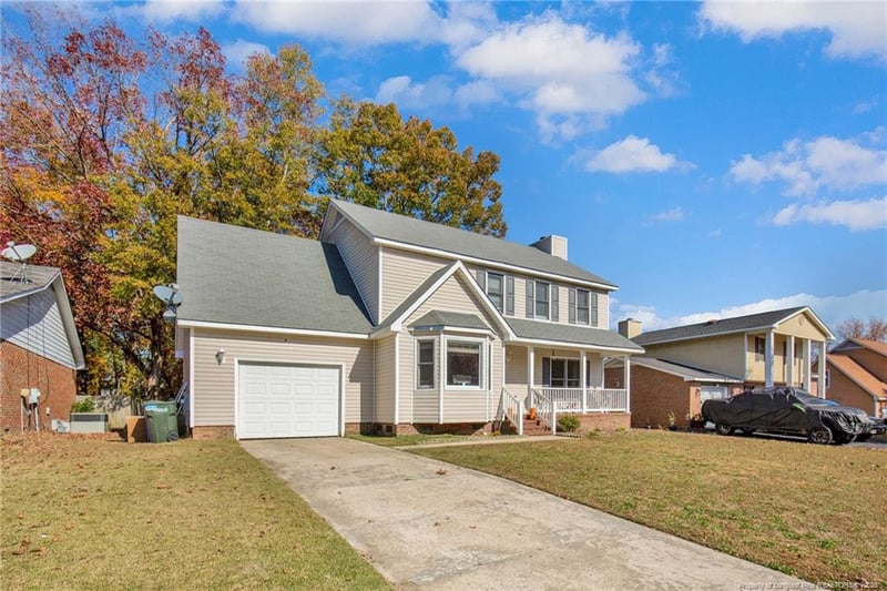 529 Old Farm Rd, Fayetteville, NC 28314