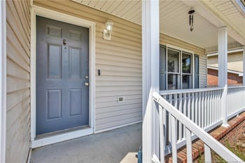 529 Old Farm Rd, Fayetteville, NC 28314