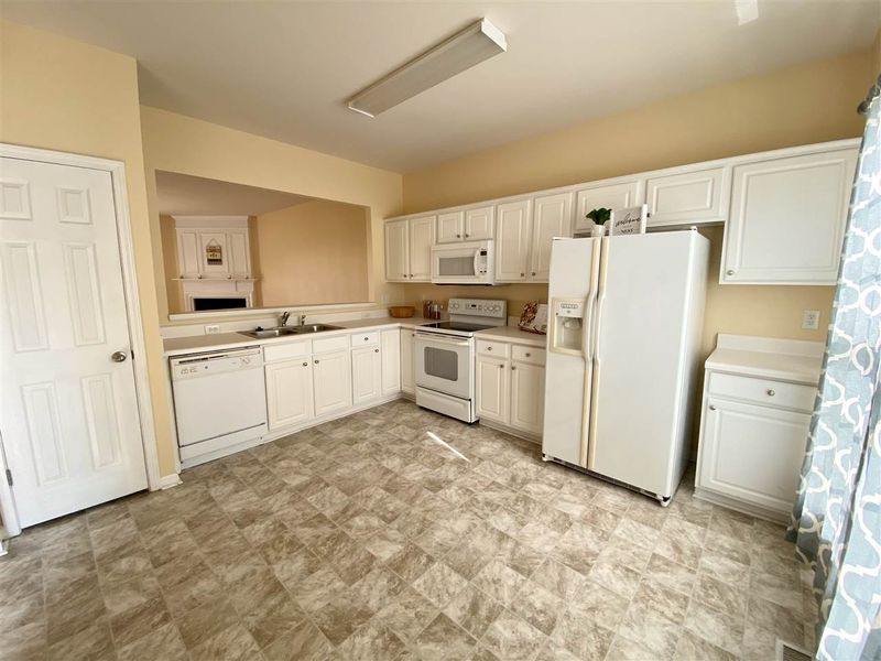 529 Ruby Walk Dr, Morrisville, NC 27560