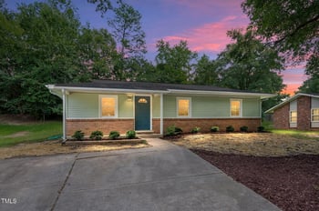 529 Solar Dr, Raleigh, NC 27610