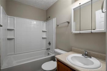 529 Spaulding St, Fayetteville, NC 28301