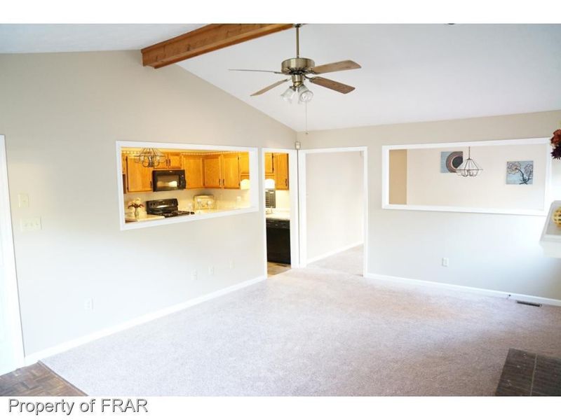 529 Stoneway Ct, Fayetteville, NC 28301