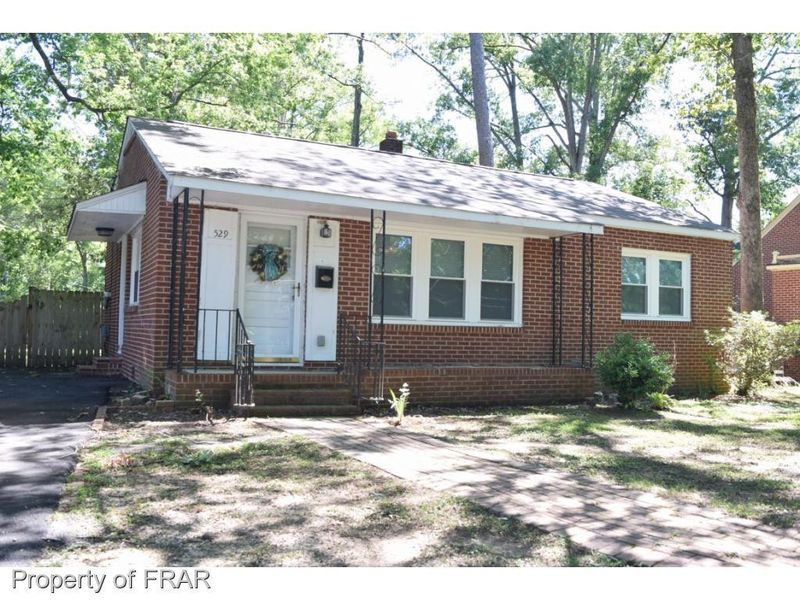 529 Summitt Dr, Sanford, NC 27330