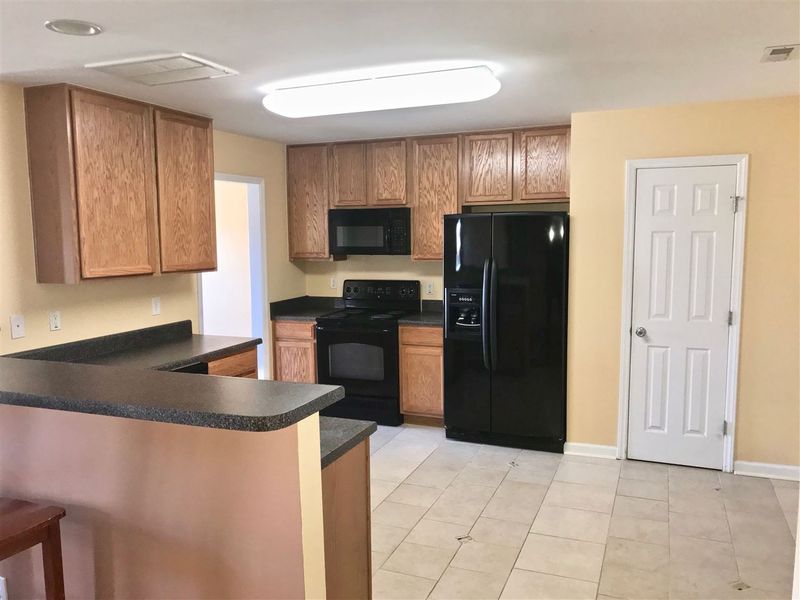 529 Timber Meadow Lake Dr, Fuquay Varina, NC 27526