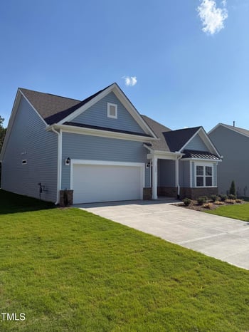 529 Winding Creek Dr, Lillington, NC 27546