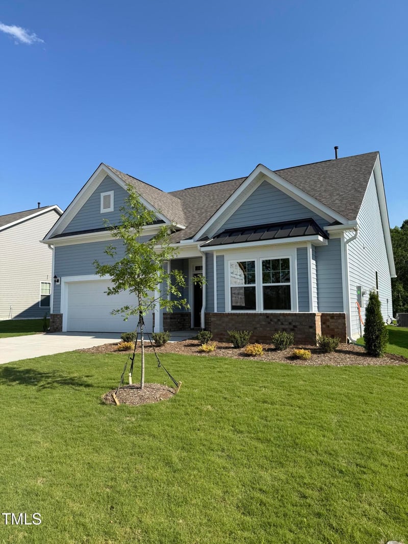 529 Winding Creek Dr, Lillington, NC 27546