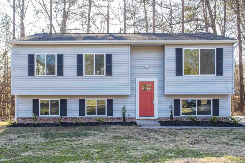 53 Celtic Dr, Durham, NC 27703