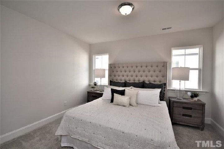 53 Duplin Ln, Clayton, NC 27527