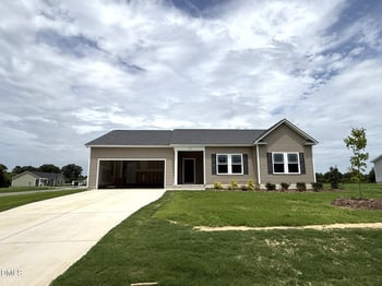 53 Finch Ln, Four Oaks, NC 27524