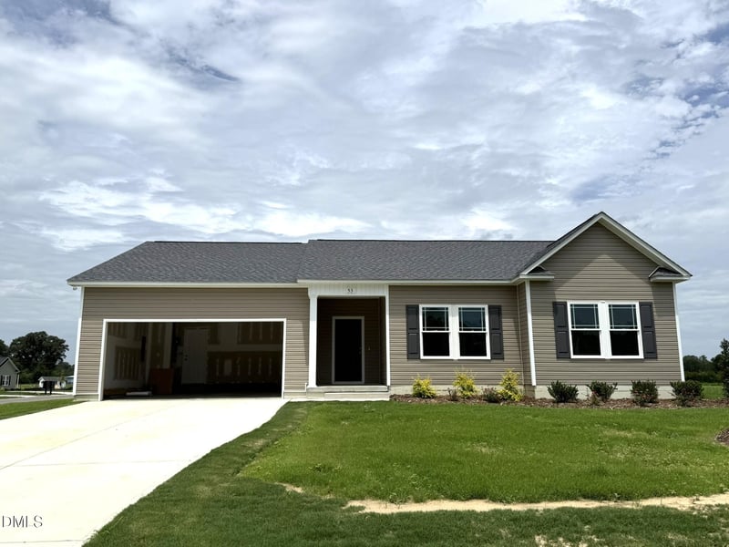 53 Finch Ln, Four Oaks, NC 27524