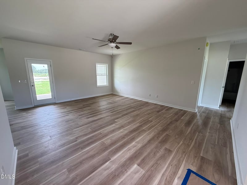 53 Finch Ln, Four Oaks, NC 27524