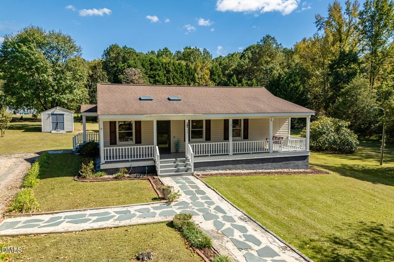 53 Flat Rock Dr, Louisburg, NC 27549
