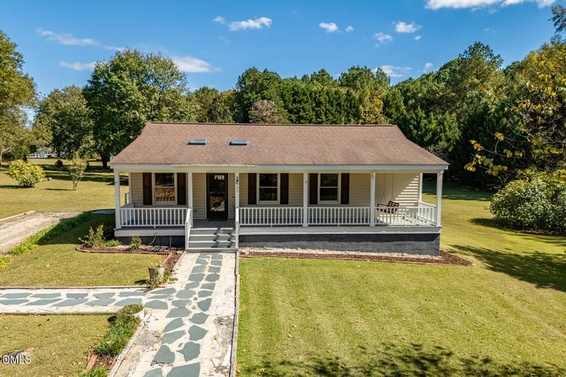 53 Flat Rock Dr, Louisburg, NC 27549