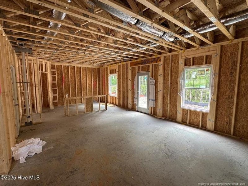 53 Horse Trot Ln, Sanford, NC 27332