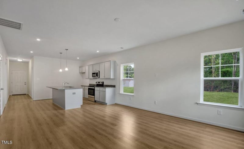 53 Lochview Ct, Angier, NC 27501