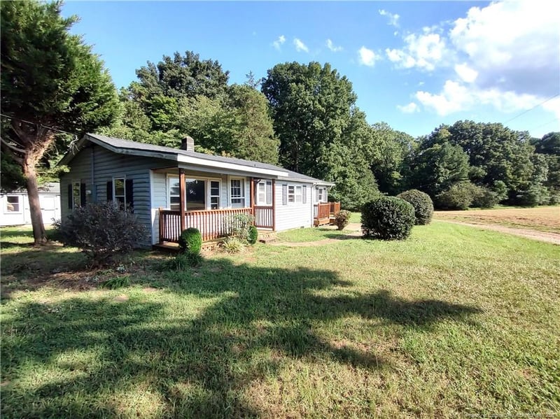 53 Old E C Womack Rd, Sanford, NC 27330