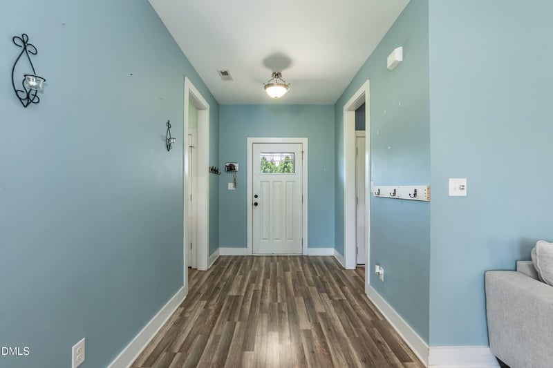 53 Red Wood Rd, Zebulon, NC 27597