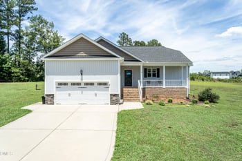 53 Red Wood Rd, Zebulon, NC 27597