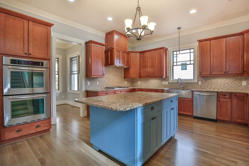 53 Saxapahaw Rn, Chapel Hill, NC 27516