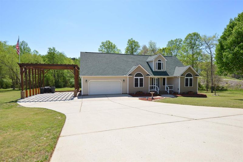 53 Sparkle Ln, Garner, NC 27529