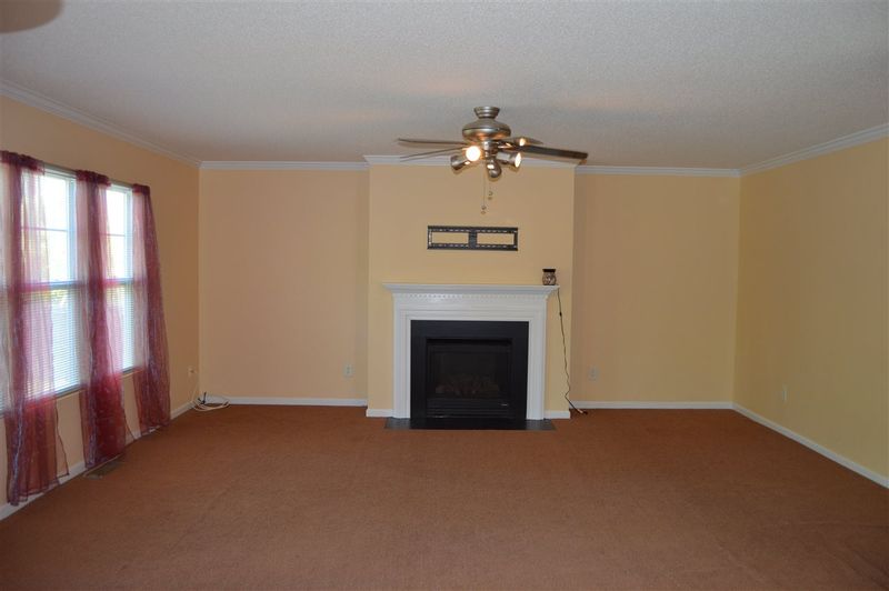 53 Stonewood Ct, Clayton, NC 27520