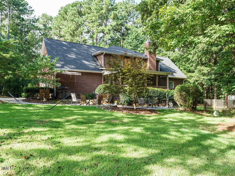 53 Weaver Trl, New Hill, NC 27562