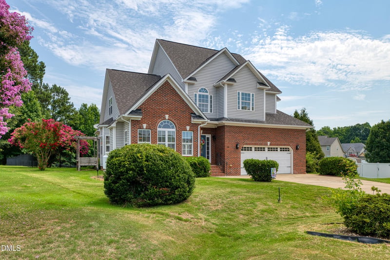 53 Westcliff Ct, Clayton, NC 27527