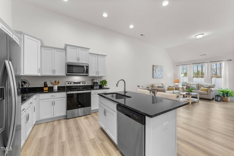 53 Whitley Ridge Dr, Clayton, NC 27527