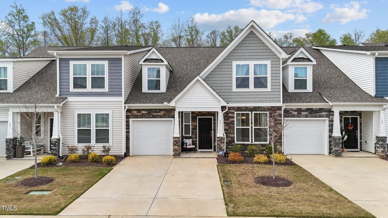 53 Whitley Ridge Dr, Clayton, NC 27527