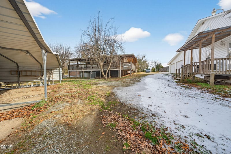 530 Avent Ferry Rd, Holly Springs, NC 27540