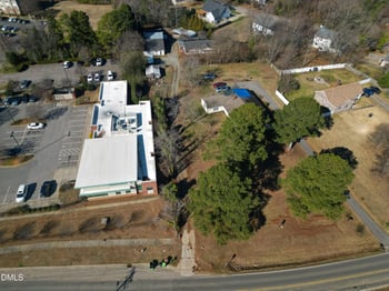 530 Avent Ferry Rd, Holly Springs, NC 27540