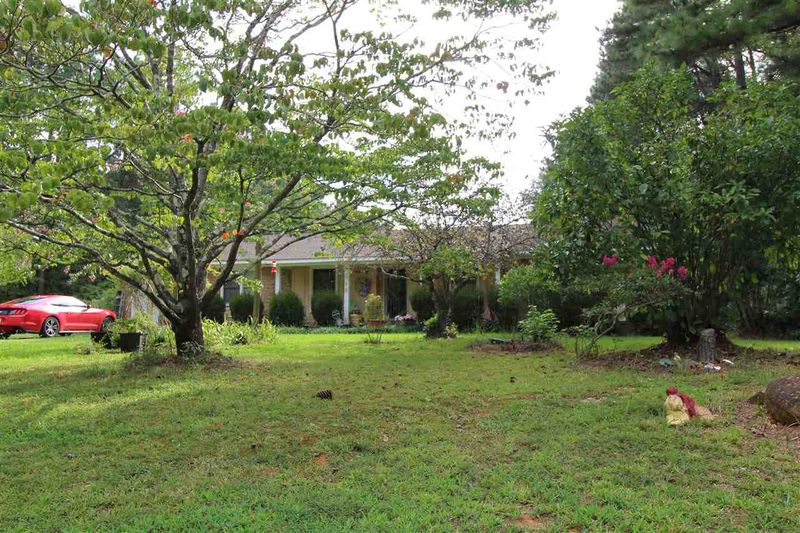 530 Hatch Rd, Chapel Hill, NC 27516