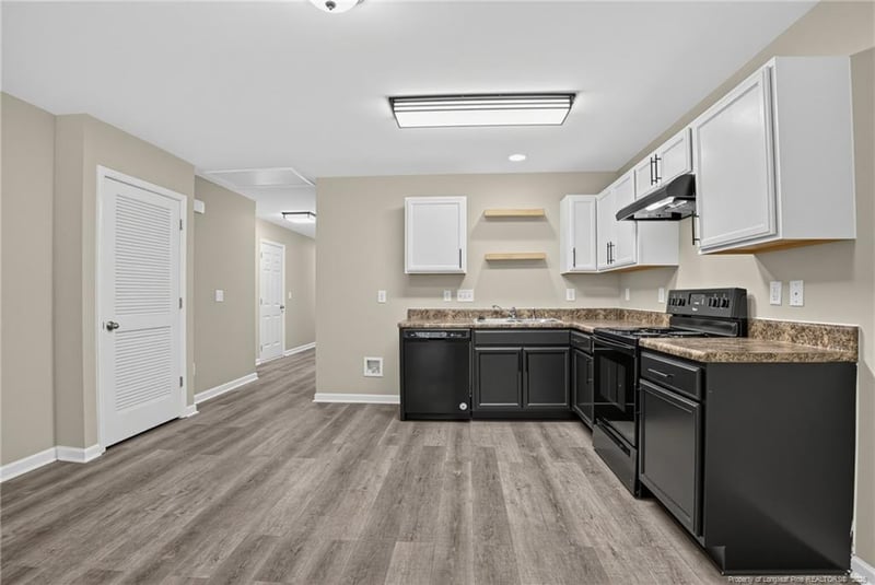 530 Jernigan St, Fayetteville, NC 28306