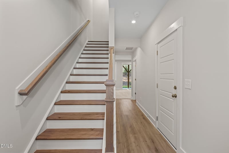 530 Plumleaf Ln, Durham, NC 27703