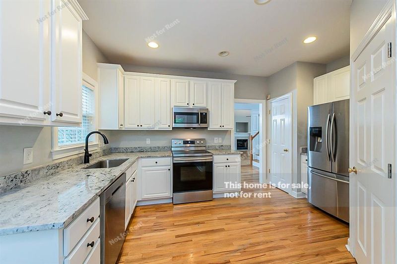 5300 Dover Ridge Ln, Durham, NC 27712