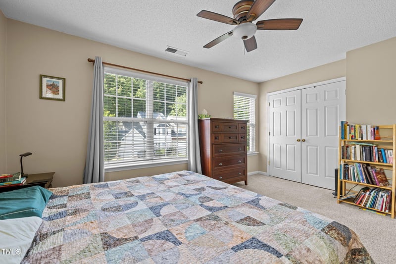 5300 Eolian Ct, Raleigh, NC 27607