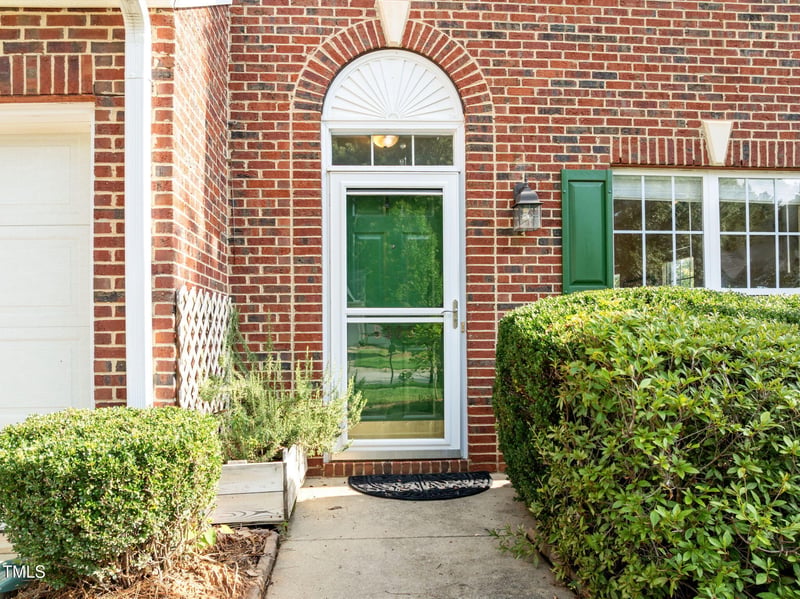 5300 Eolian Ct, Raleigh, NC 27607